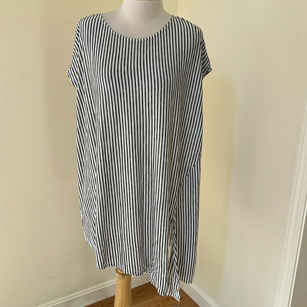 New! Max Studio 2X striped asymmetrical top.